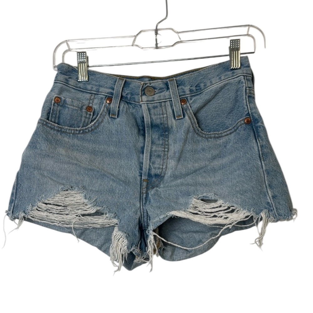 Levi's 501 Light Blue Frayed Denim
Shorts Sz W24